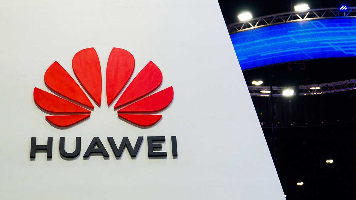 UK lawmakers challenge government over 'high risk' Huawei